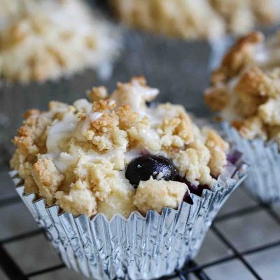this week’s bake – lemon blueberry crumb cake muffins